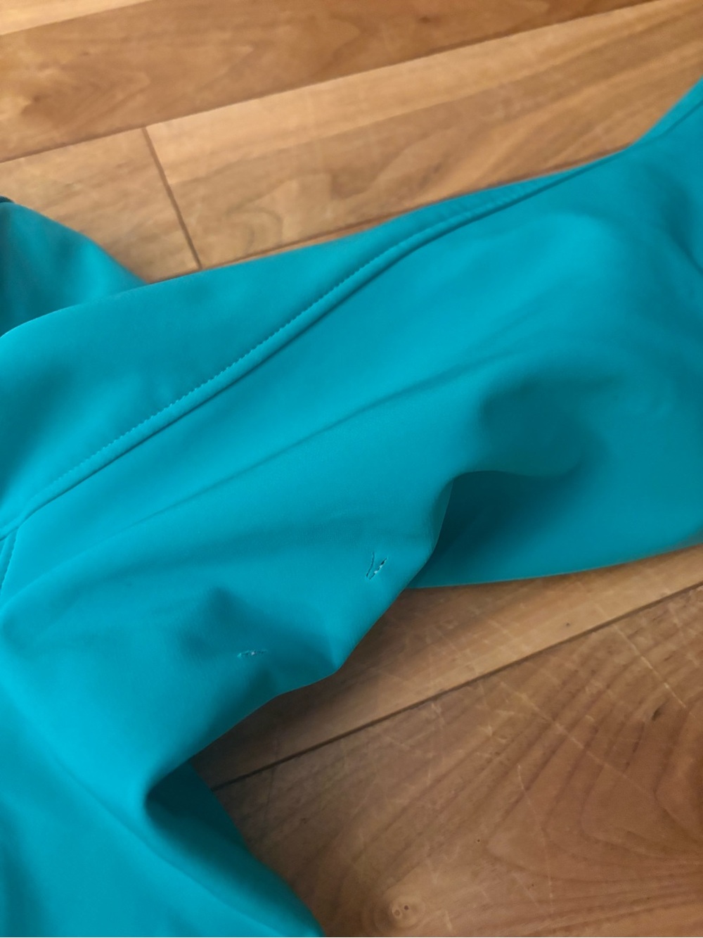 Women’s Arc’teryx jacket - Picture 3 of 3
